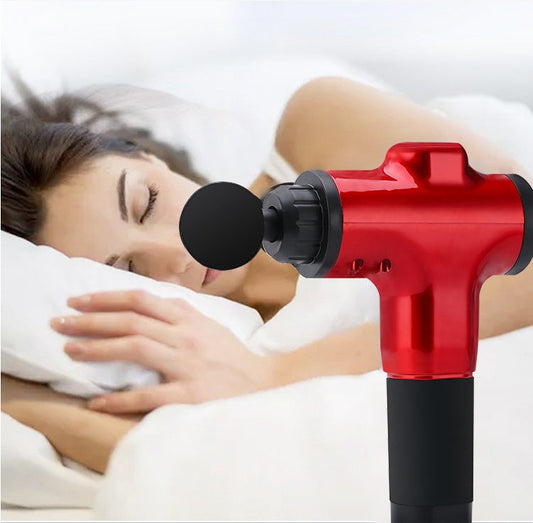 Massagegun en foam roller voor spierherstel na het trainen